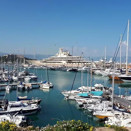 Semesterbostad Le Libecio, Pres Des Plages, Plein Centre, Confortable Antibes