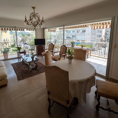 Le Libecio, Pres Des Plages, Plein Centre, Confortable אנטיב