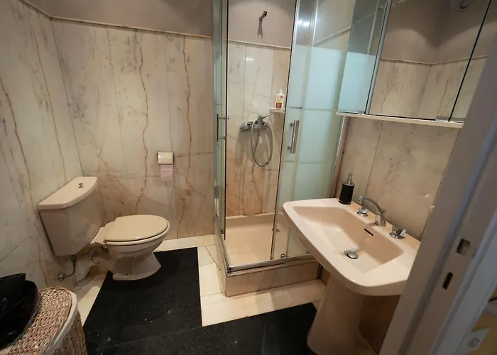 Le Libecio, Pres Des Plages, Plein Centre, Confortable * Antibes